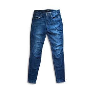 Joe’s Women’s "The Skinny"  Blue Jegging jeans size 26